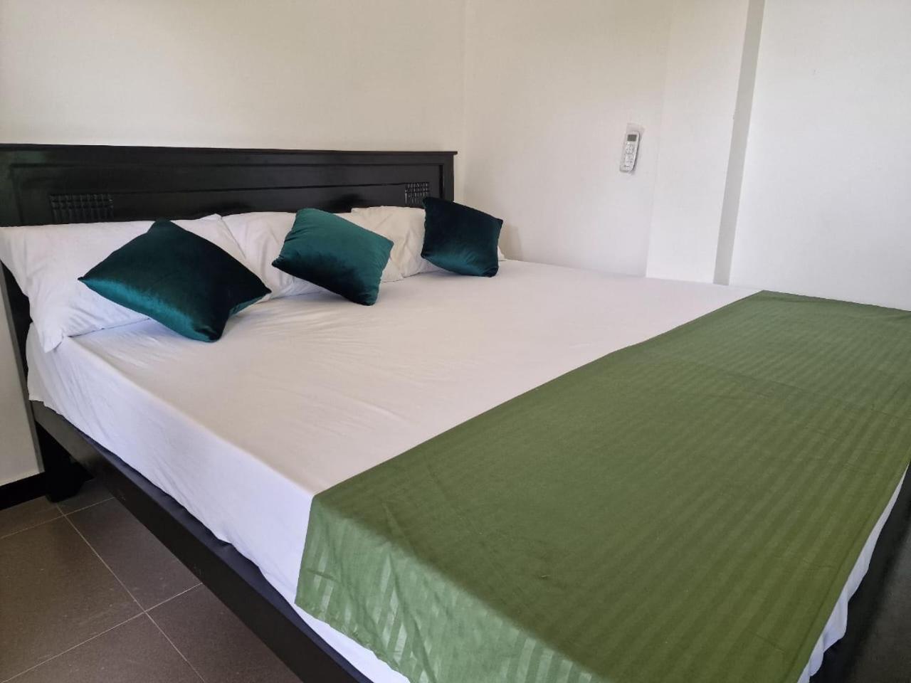 Javi Holiday Home Trincomalee Εξωτερικό φωτογραφία